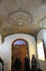 Wejście do magistatu miasta_18